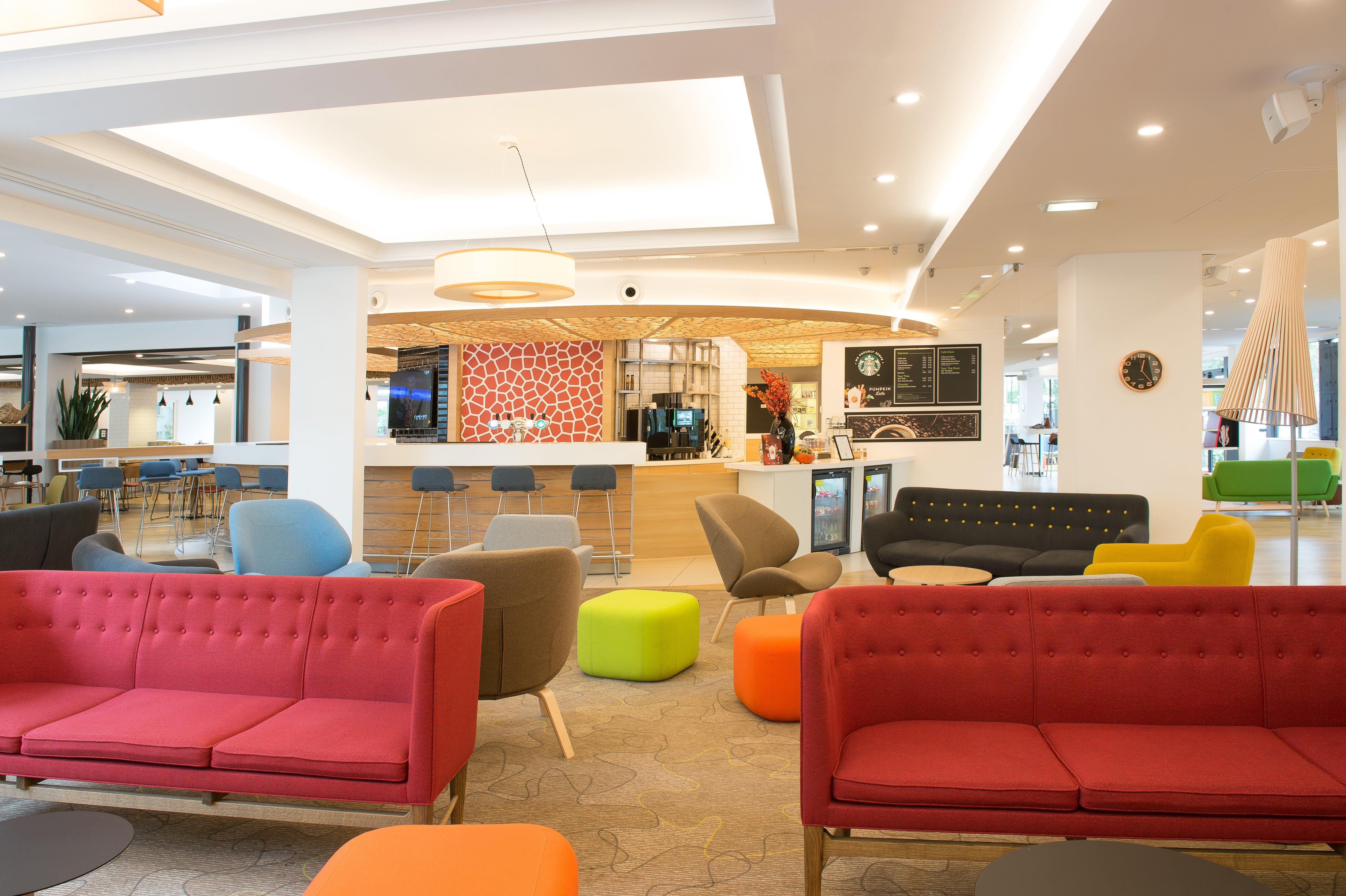 Doubletree By Hilton Paris Bougival Hotel Exterior photo
