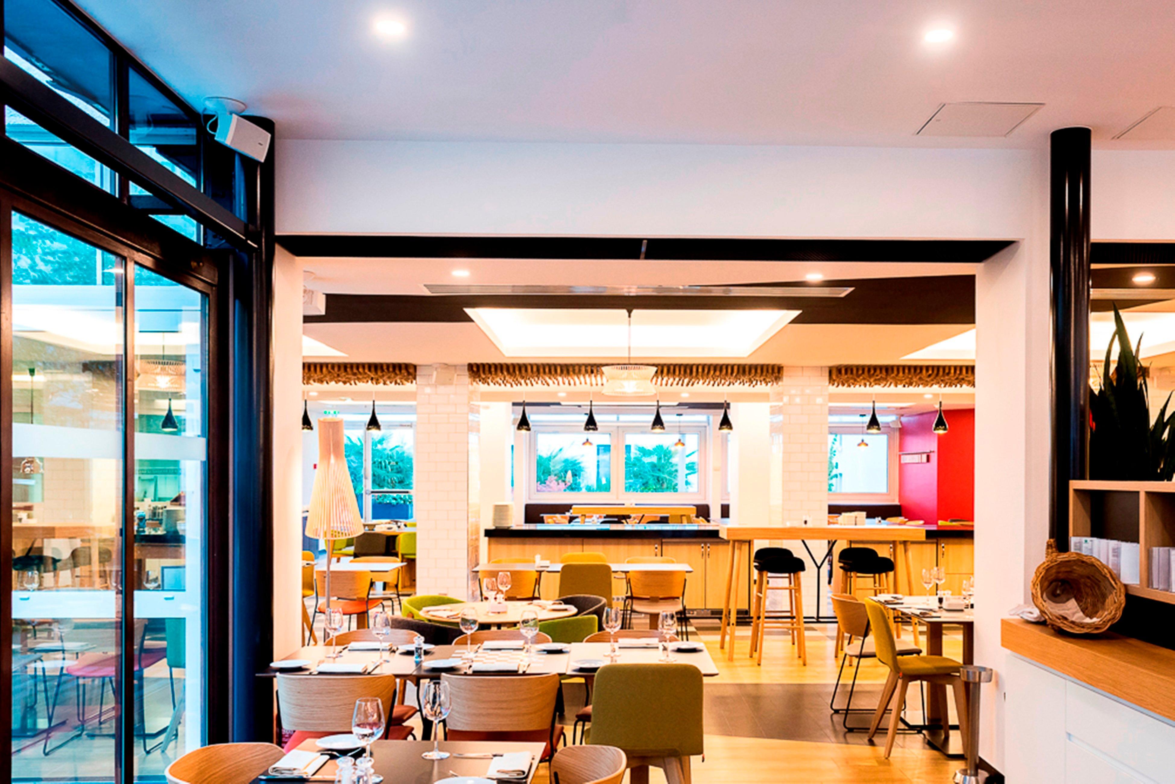 Doubletree By Hilton Paris Bougival Hotel Exterior photo